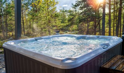 Outdoor Hot Tub